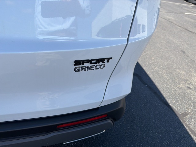 2023 Honda CR-V Sport photo 3