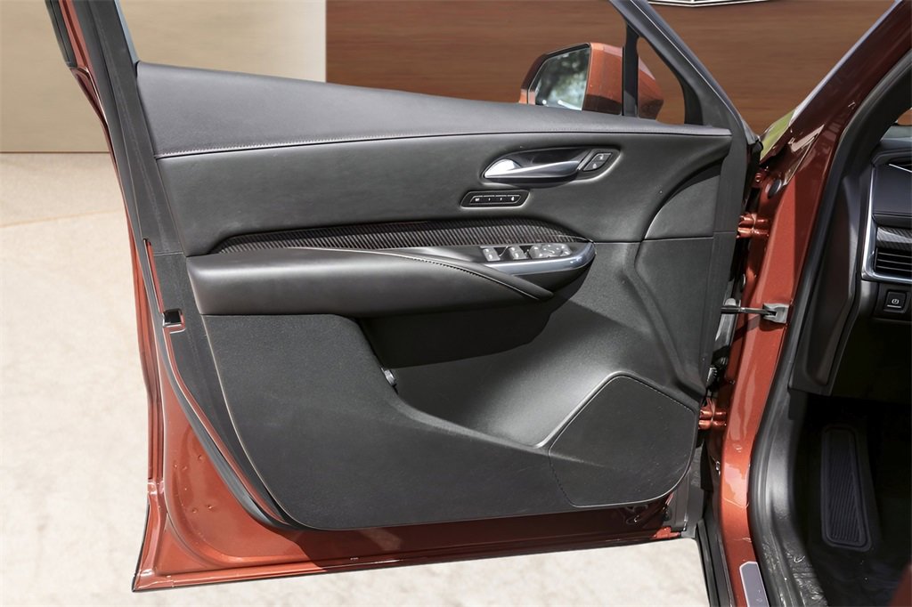 2019 Cadillac XT4 Sport photo 24