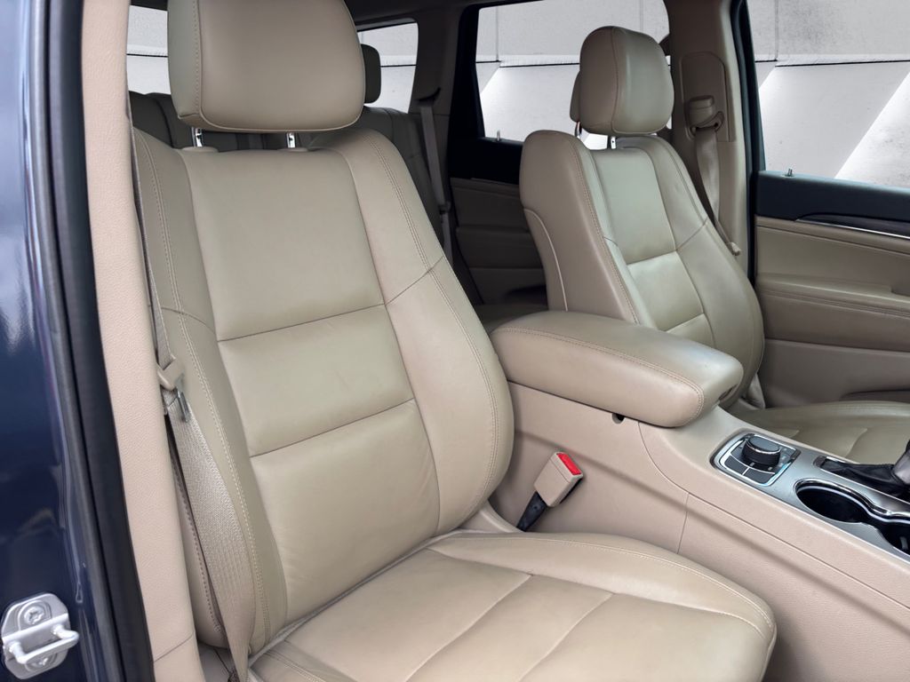 2021 Jeep Grand Cherokee Limited photo 14
