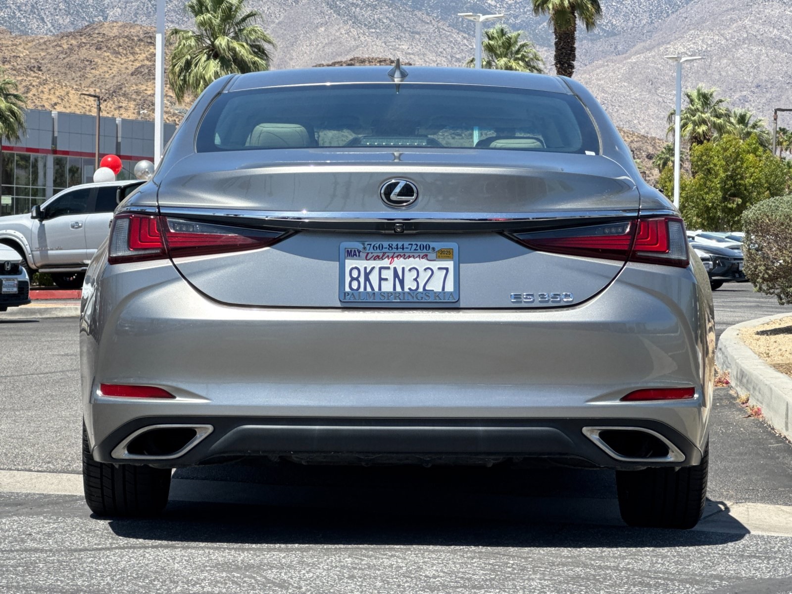 2019 Lexus ES 350 photo 4