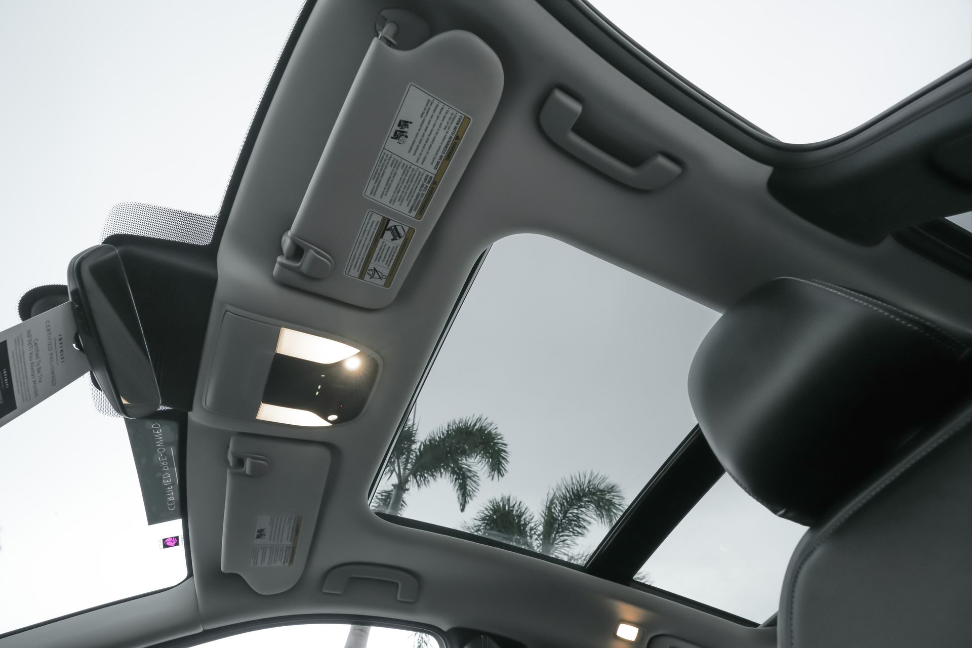 2025 Infiniti QX50 Luxe AWD photo 17