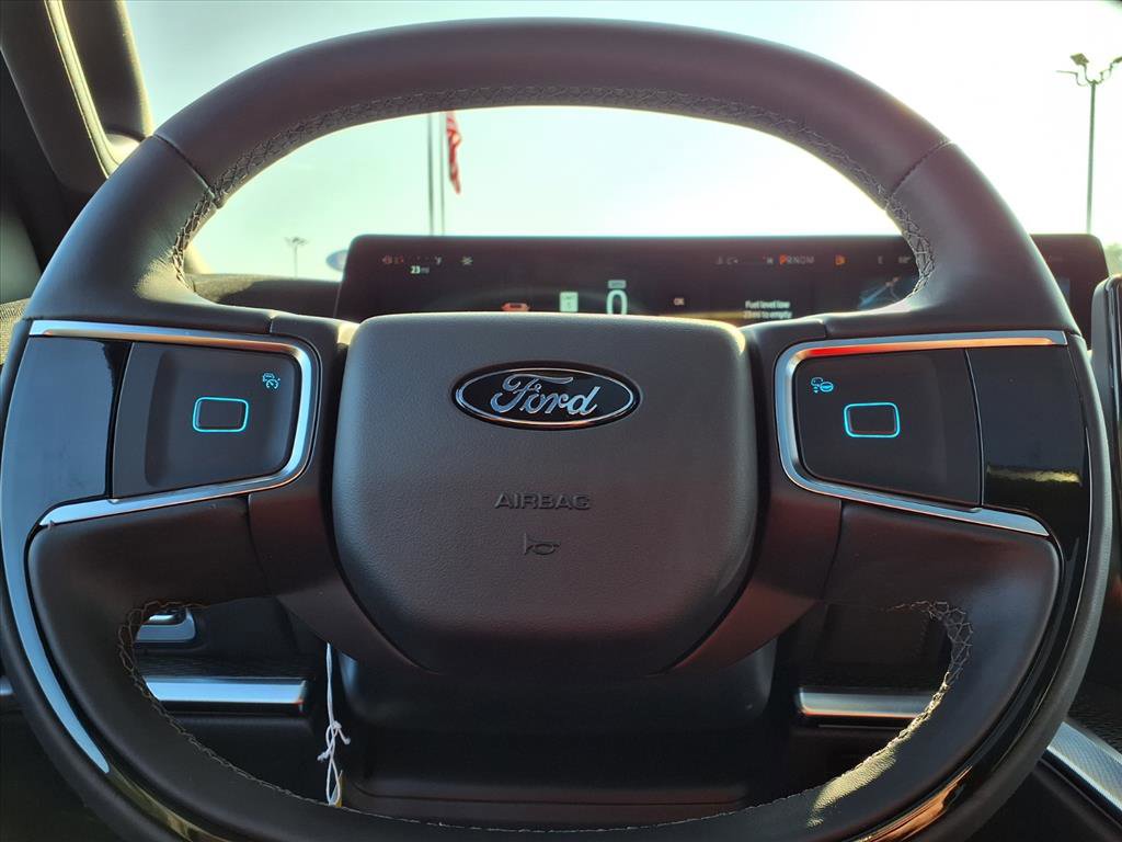 2025 Ford Expedition Platinum MAX photo 25