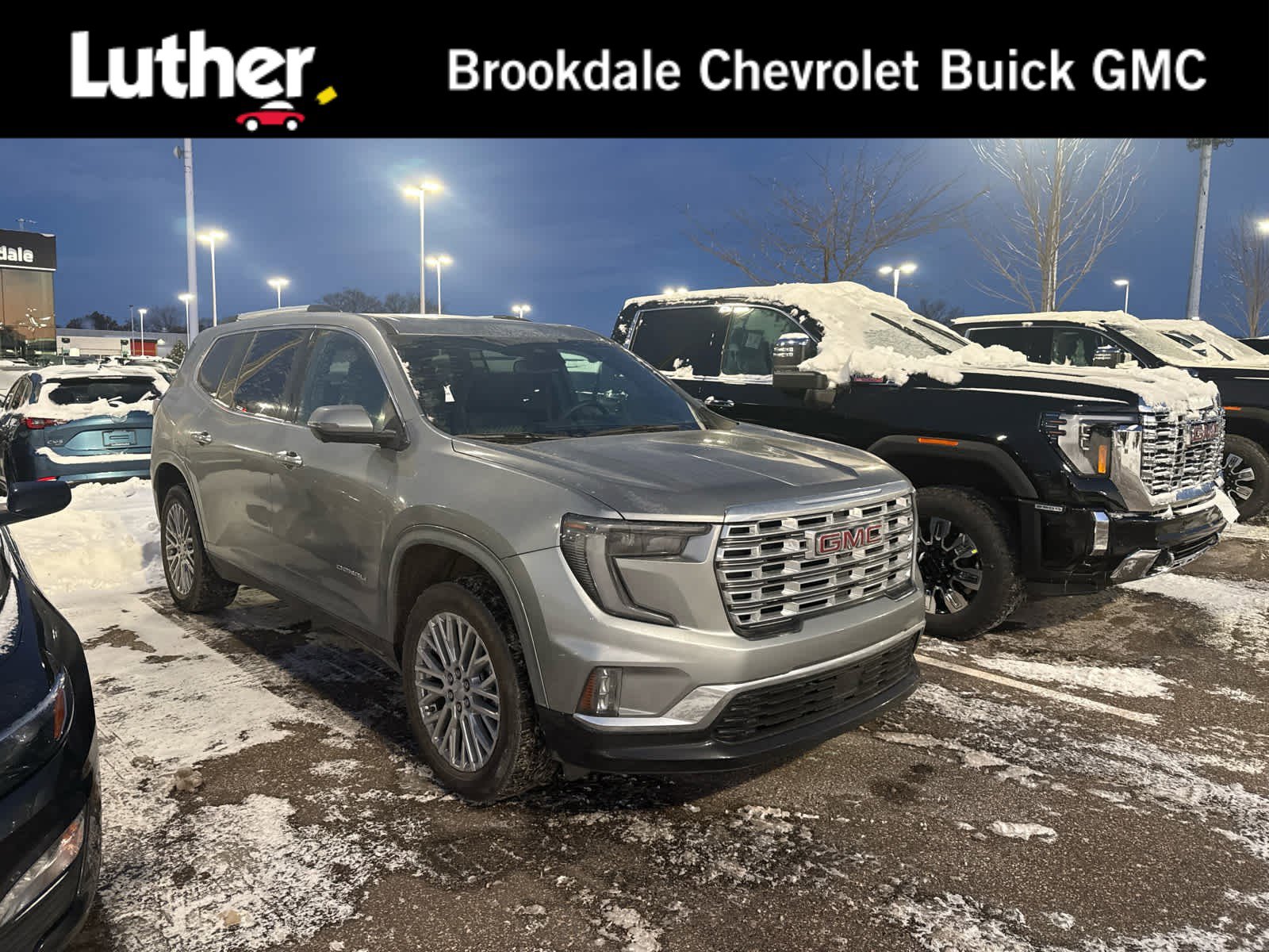 2024 GMC Acadia Denali's photo