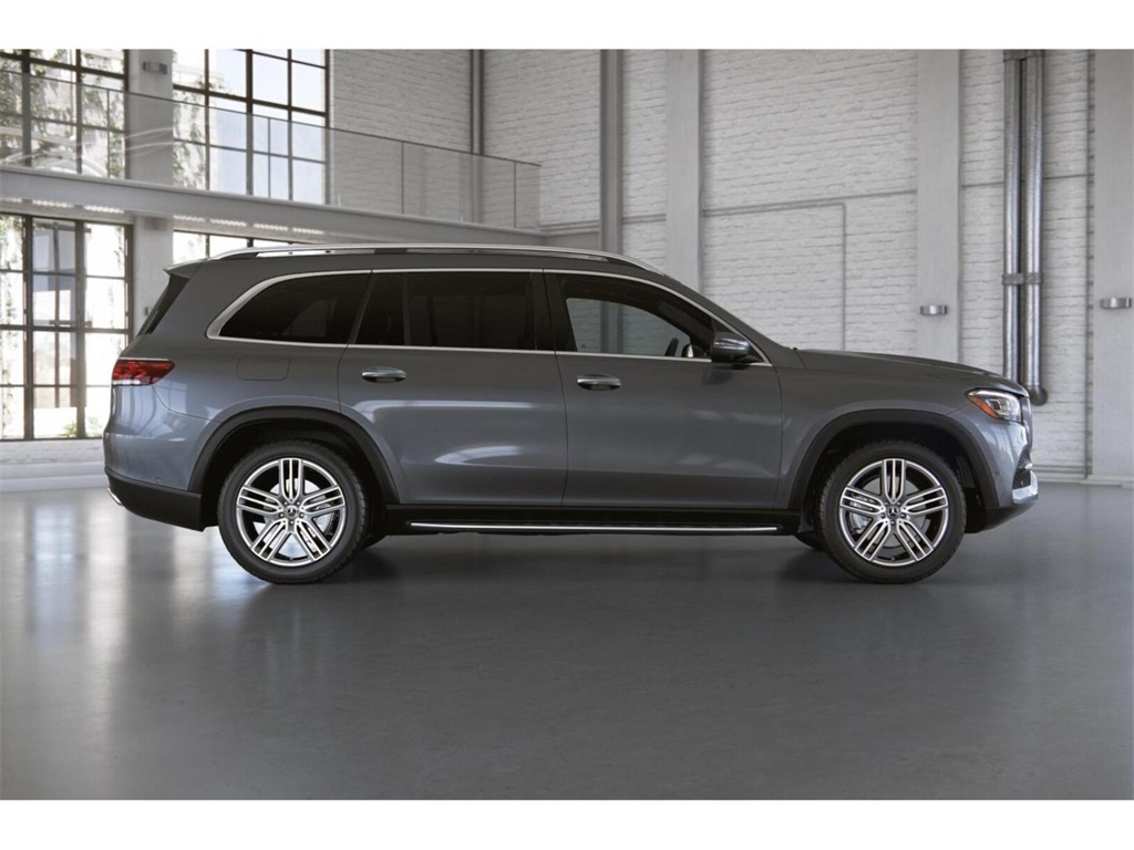 2023 Mercedes Benz GLS 450 4MATIC photo 2