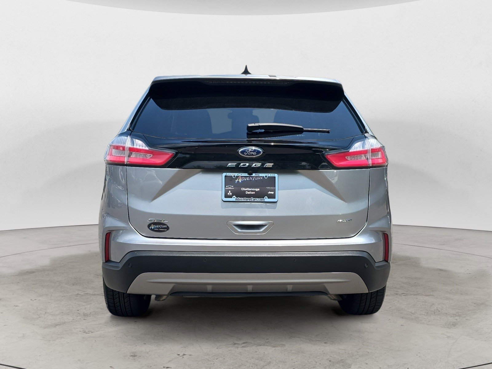 2023 Ford Edge SEL photo 3