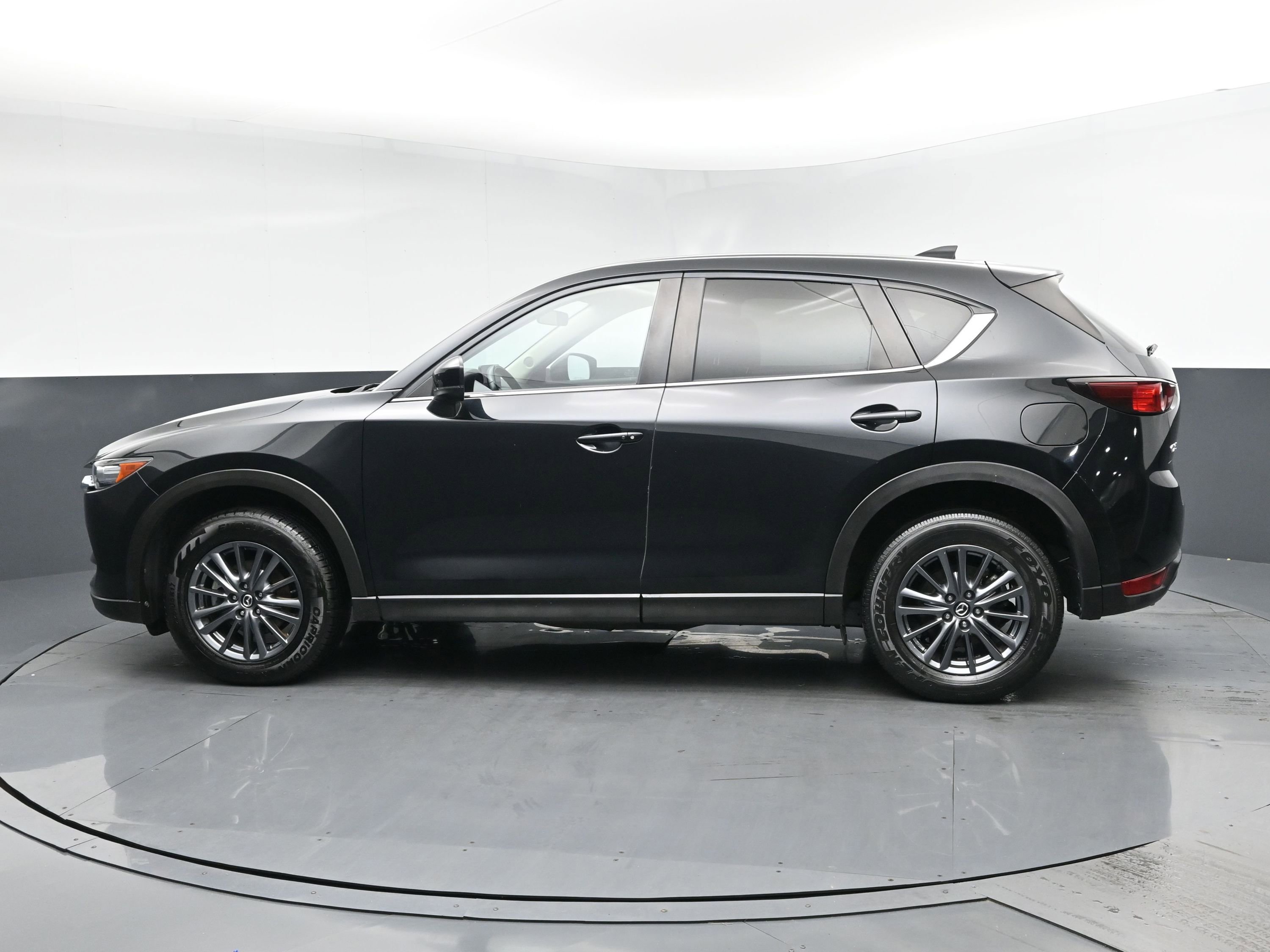2021 Mazda CX-5 Touring photo 4