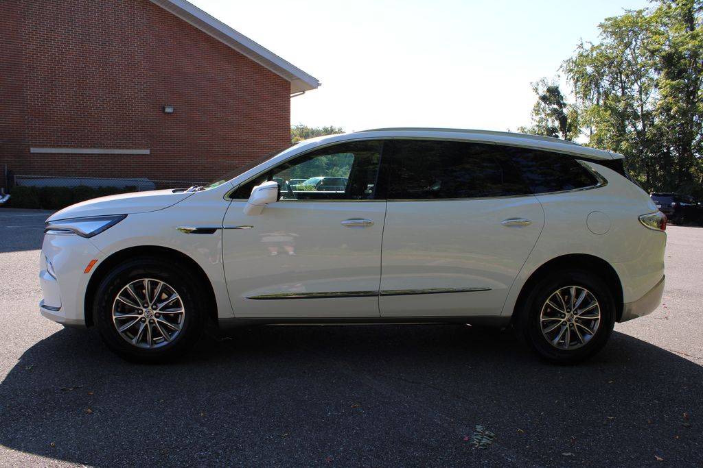 2024 Buick Enclave Premium photo 6