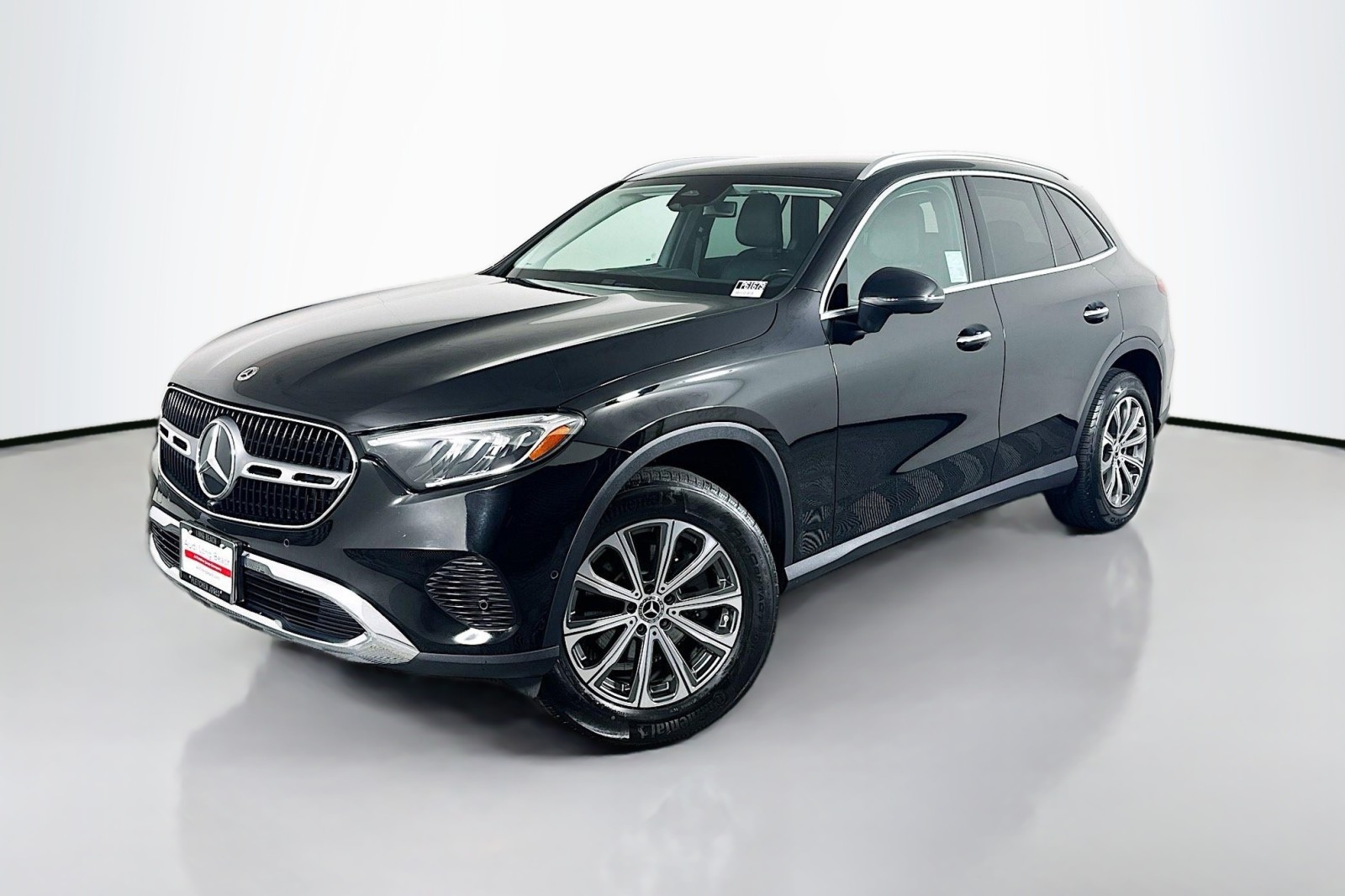 2023 Mercedes-Benz GLC GLC300's photo