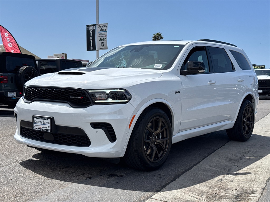 2025 Dodge Durango R/T Plus photo 4