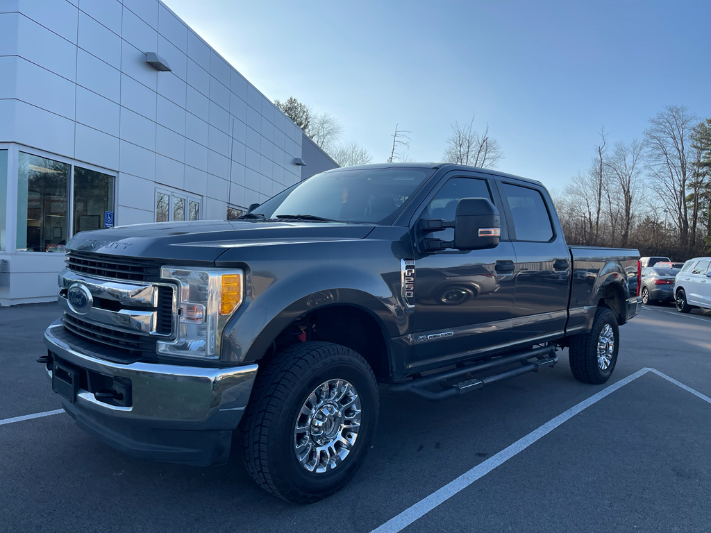 2017 Ford F-250 Super Duty XL's photo