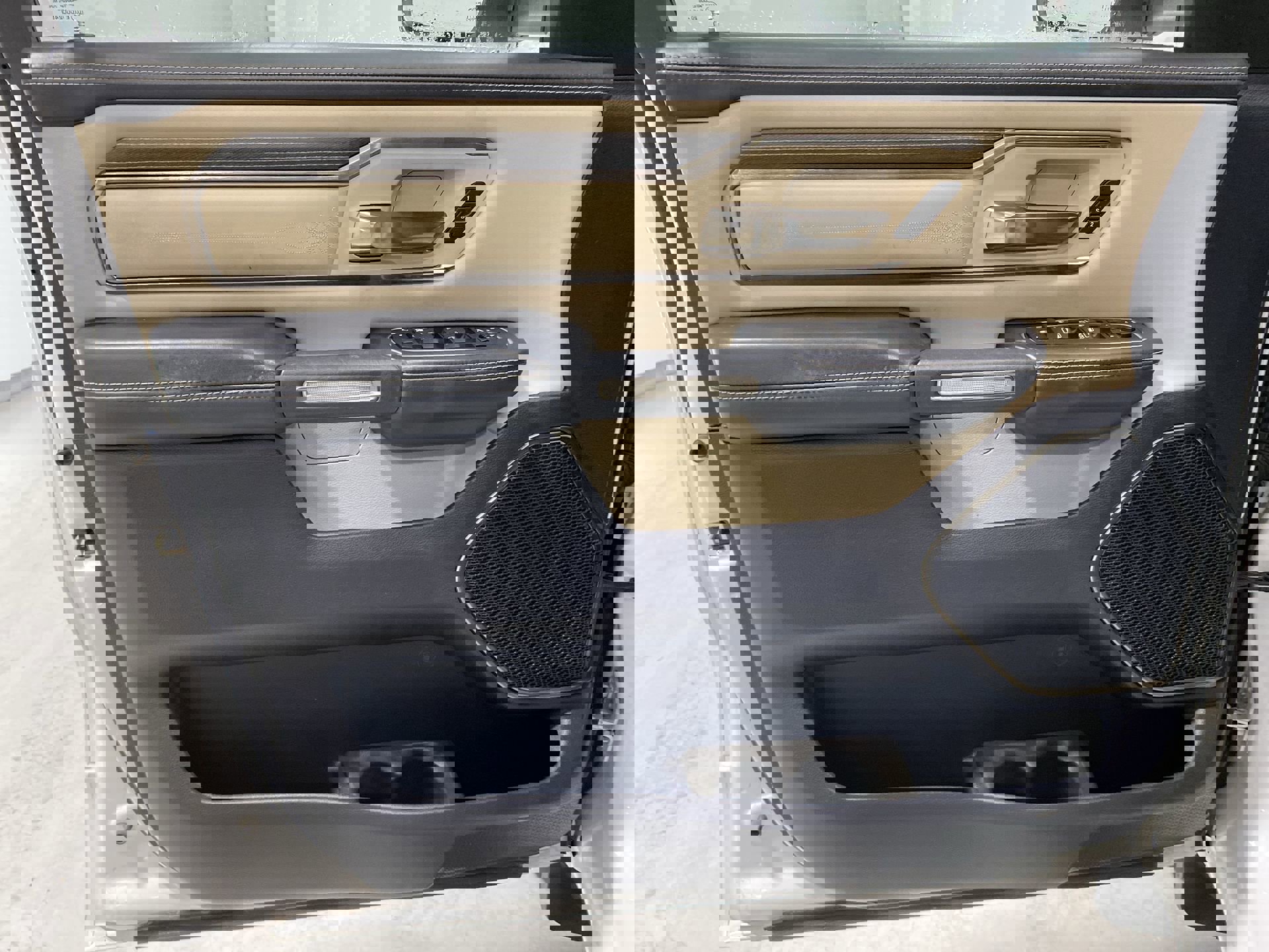 2021 Ram 1500 Limited photo 21