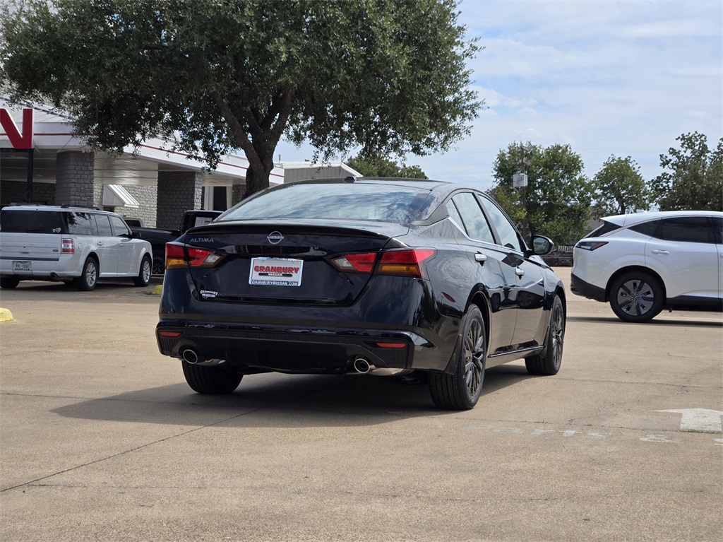 2025 Nissan Altima SV Special Edition photo 3