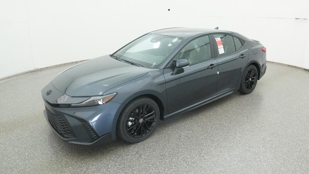 2026 Toyota Camry SE's photo