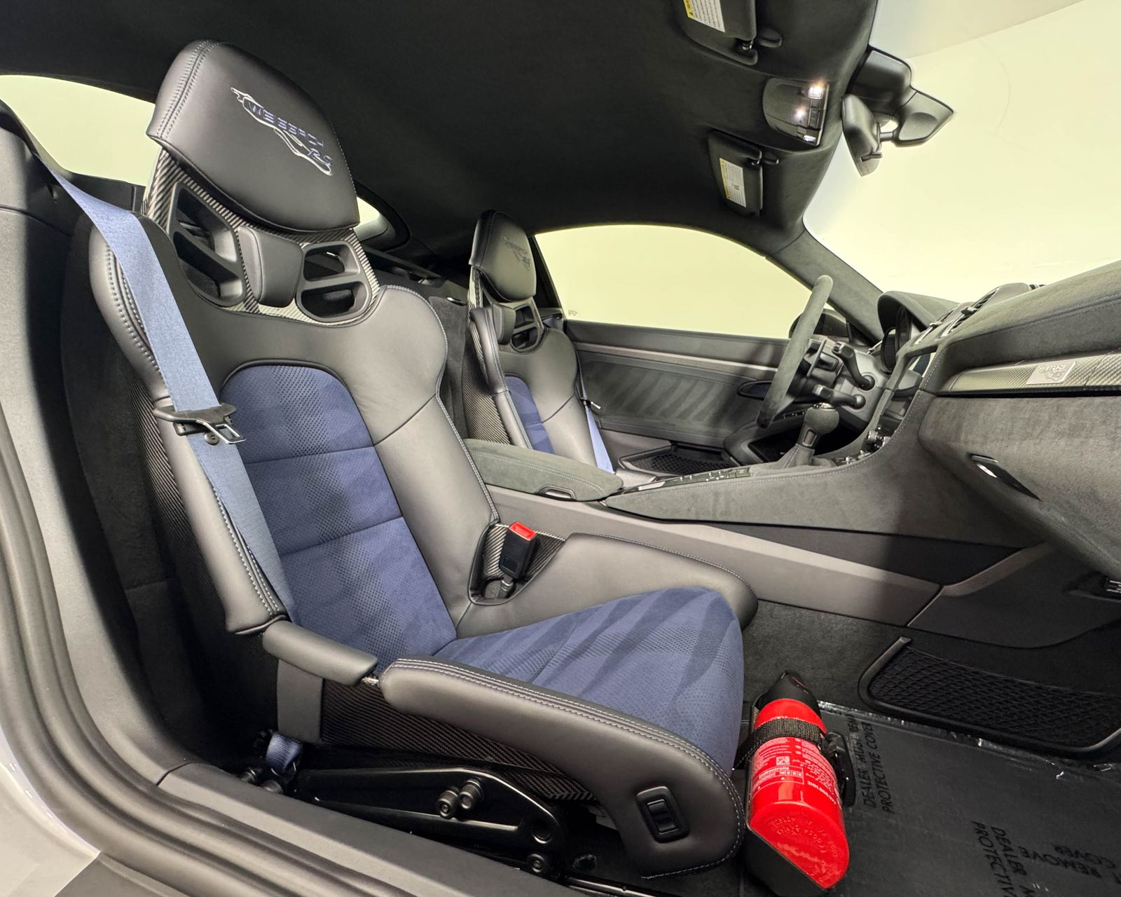 2024 Porsche Cayman GT4 RS photo 25
