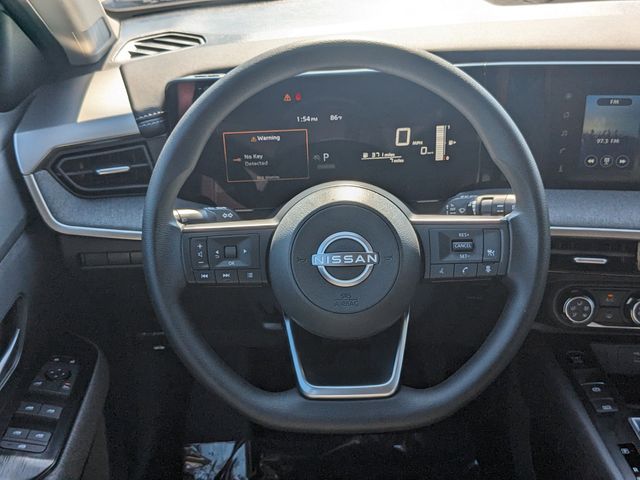 2025 Nissan Kicks SV photo 10