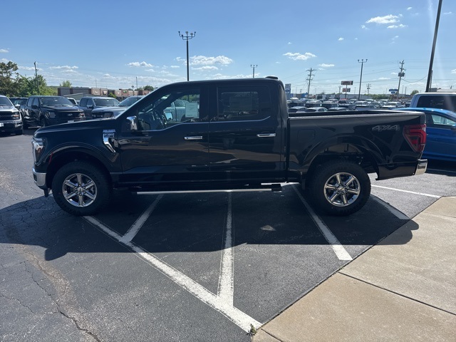 2025 Ford F-150 Lariat photo 3