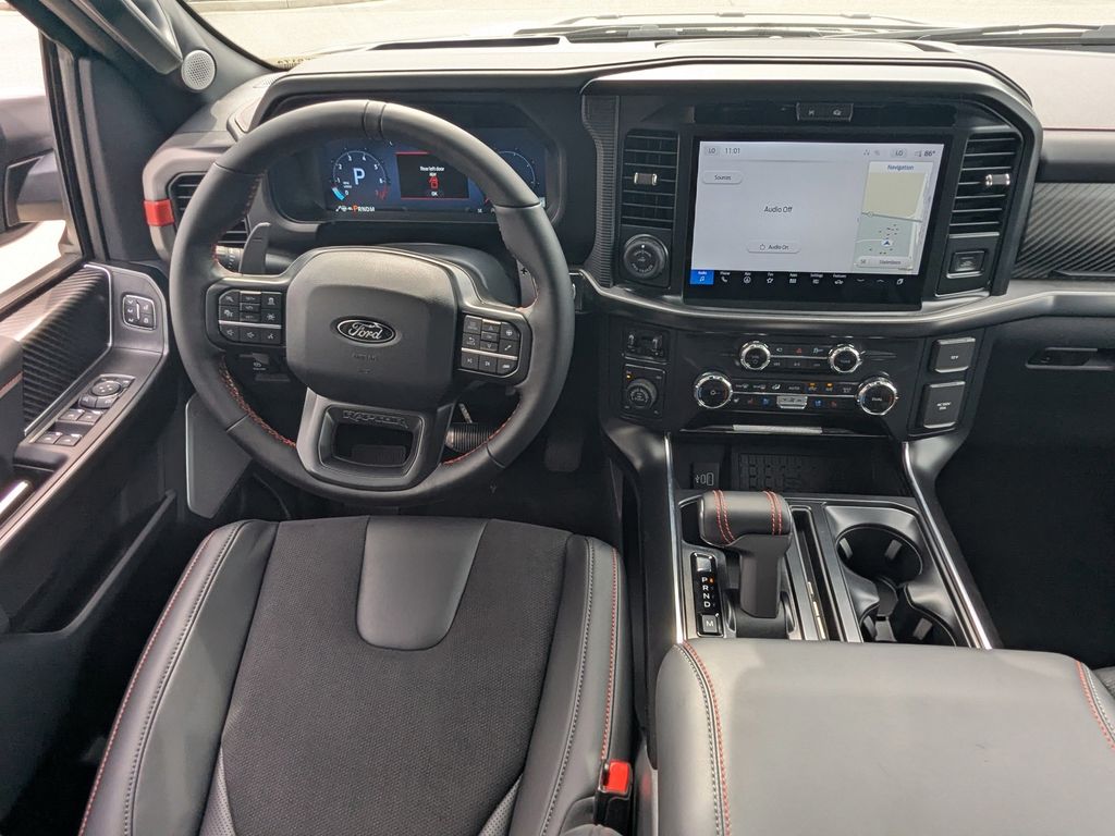 2025 Ford F-150 Raptor photo 13
