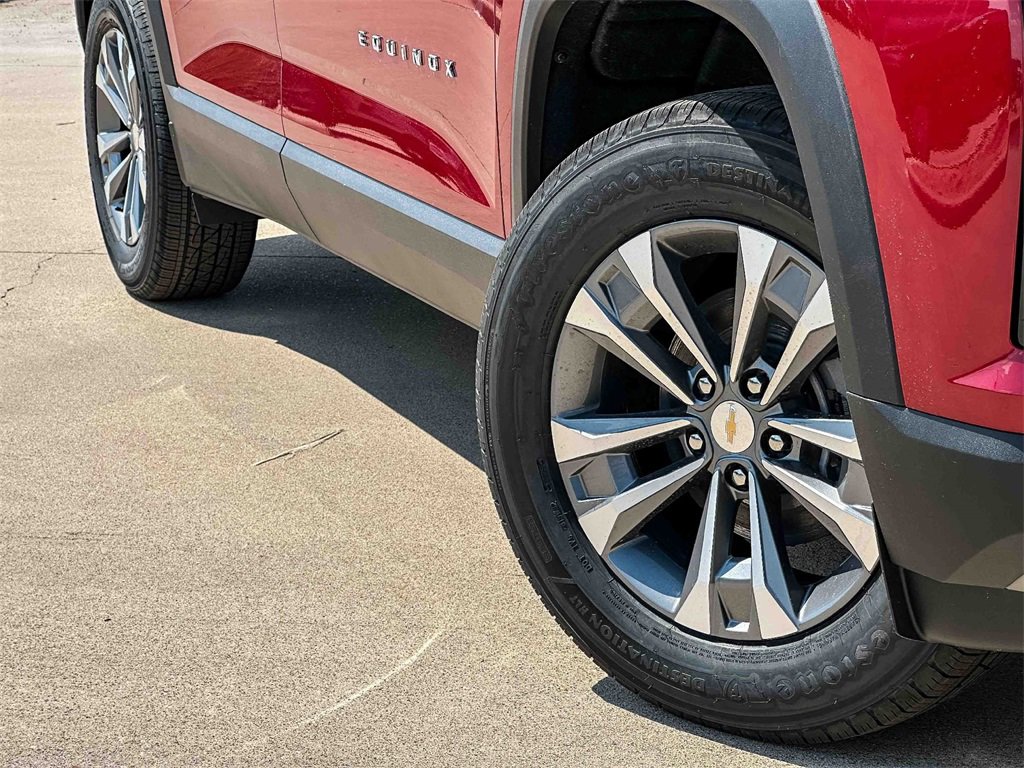 2026 Chevrolet Equinox LT photo 3