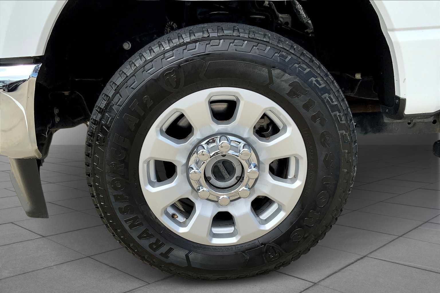 2024 Ford F-250 XLT photo 10