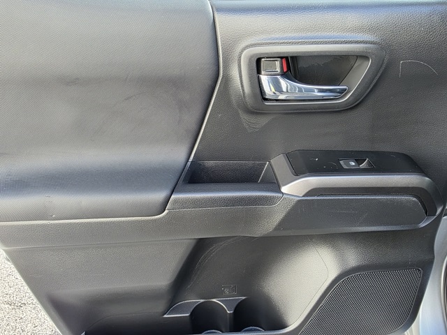 2023 Toyota Tacoma TRD Sport photo 11