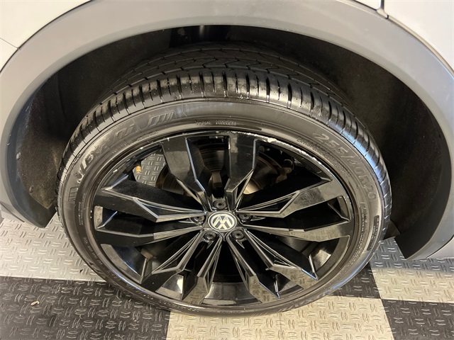 2021 Volkswagen Tiguan SE R-Line Black photo 13