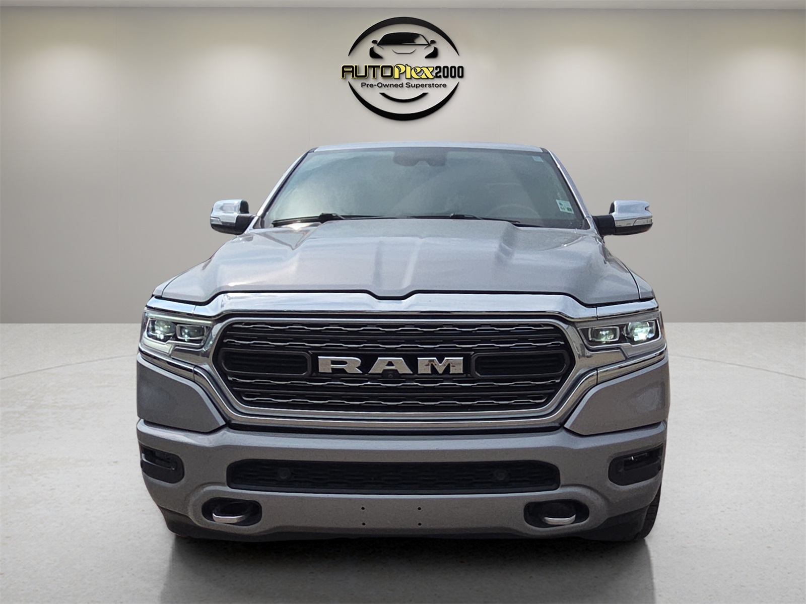2019 Ram 1500 Limited photo 2