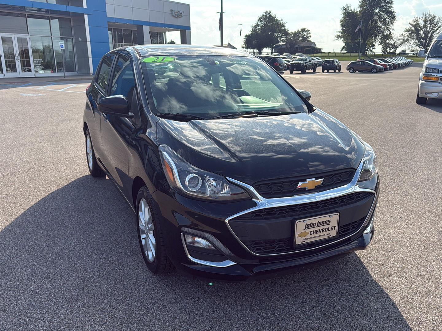 2021 Chevrolet Spark 1LT photo 2