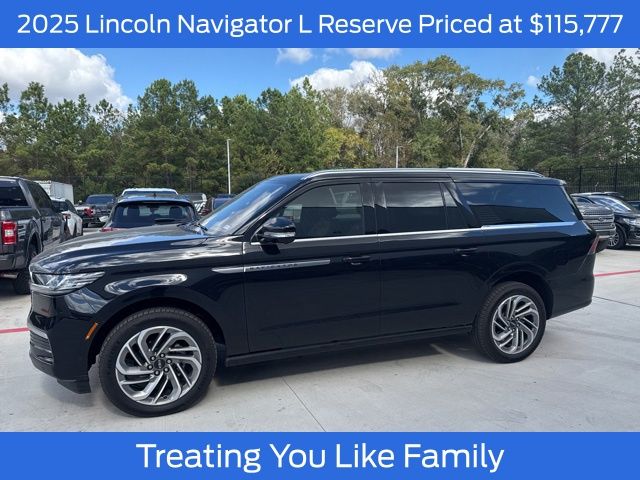 2025 Lincoln Navigator Reserve L's photo