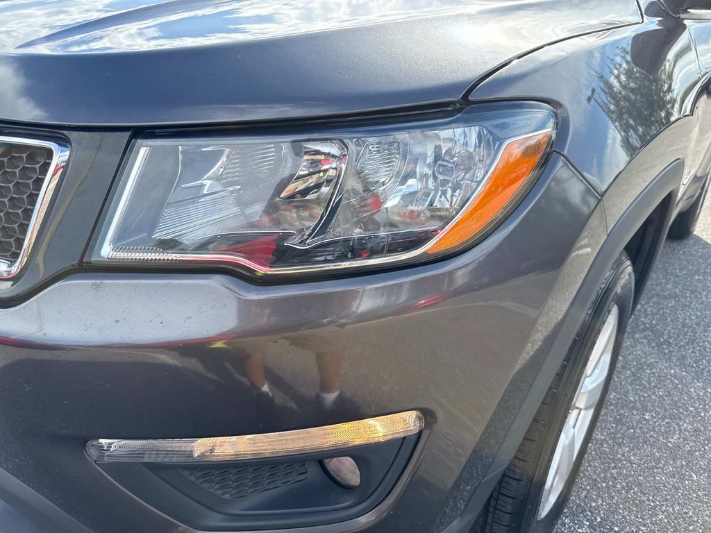 2019 Jeep Compass North Edition Latitude photo 8