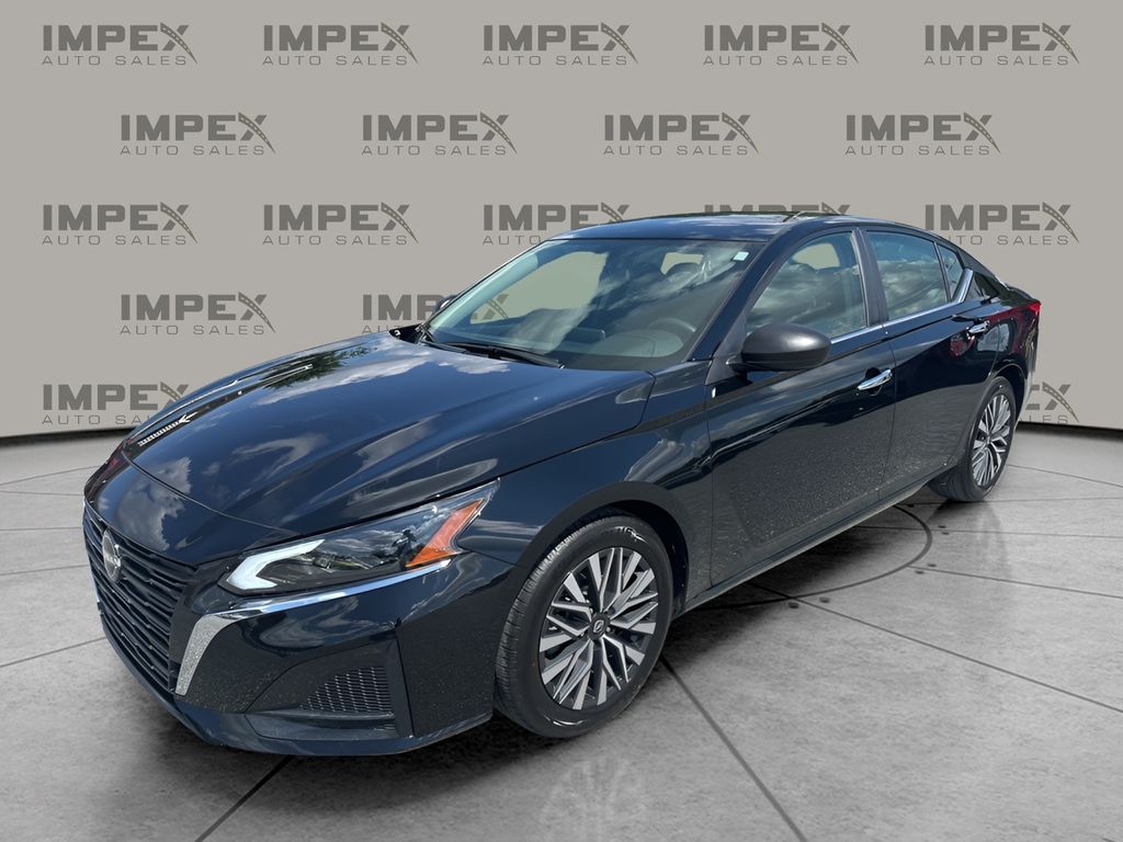 2024 Nissan Altima SV