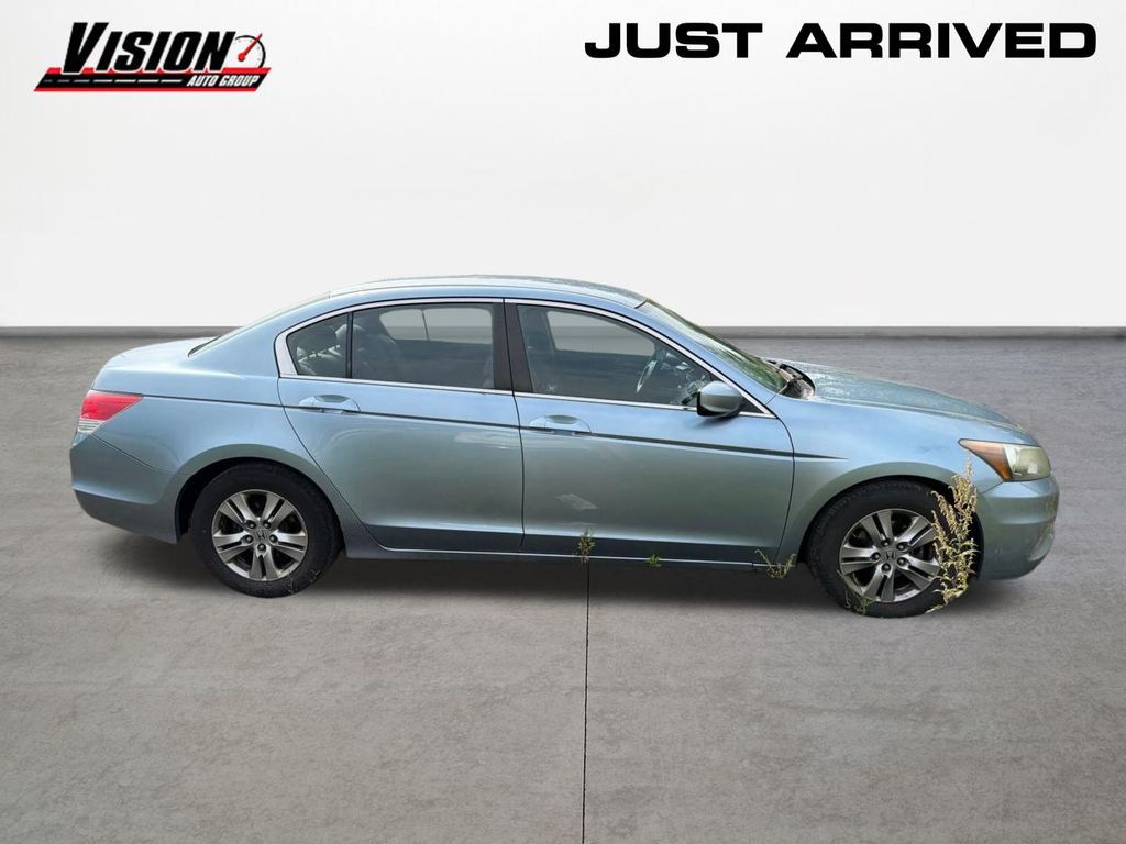 2011 Honda Accord LX-P photo 4