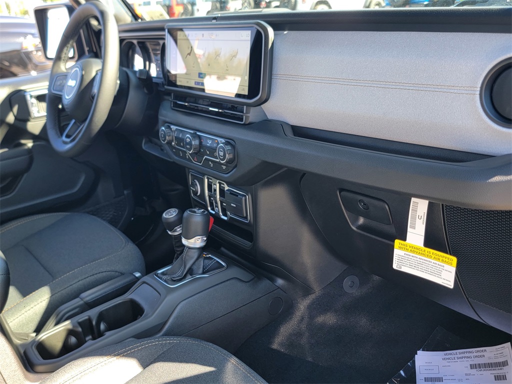 2025 Jeep Wrangler Sport S photo 13