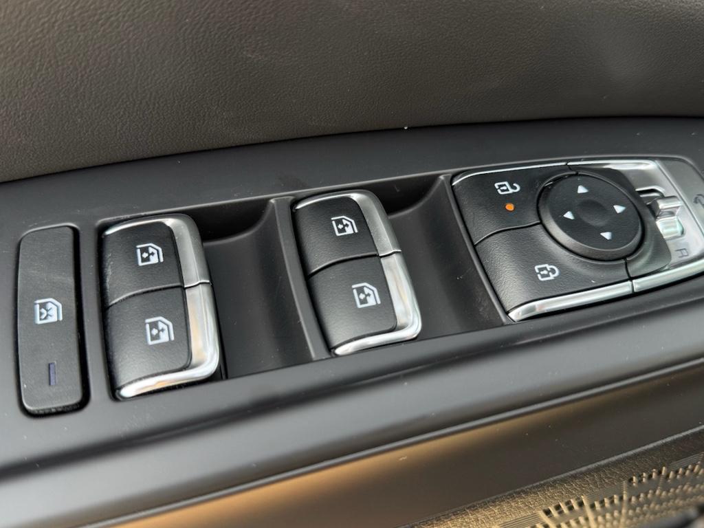 2025 Kia Carnival SX Prestige photo 22