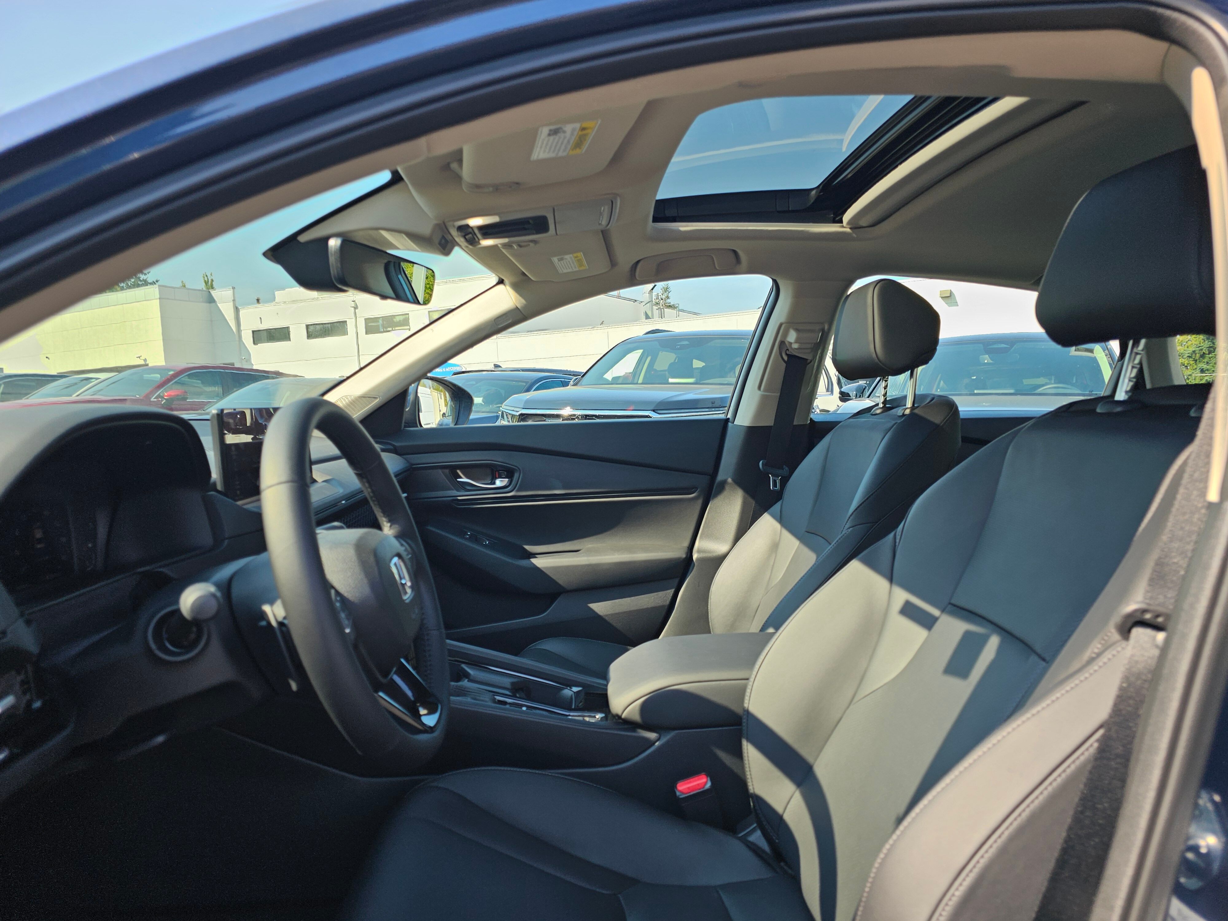 2025 Honda Accord Hybrid EX-L photo 8
