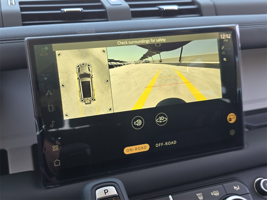 2025 Land Rover Defender 130 S photo 23