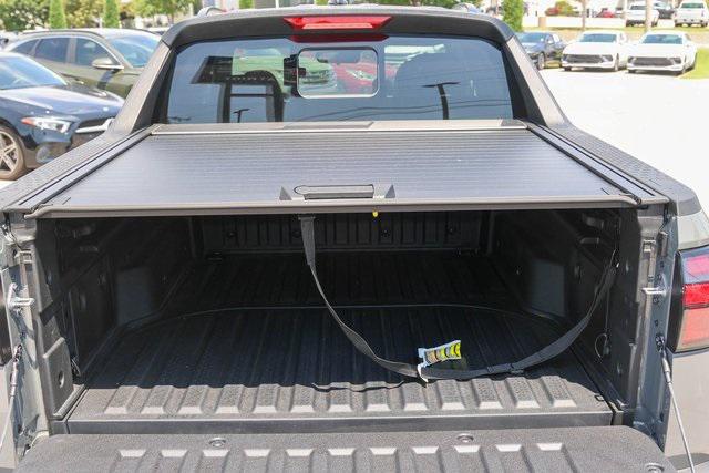 New 2025 Gray Hyundai SEL Activity FWD image 6