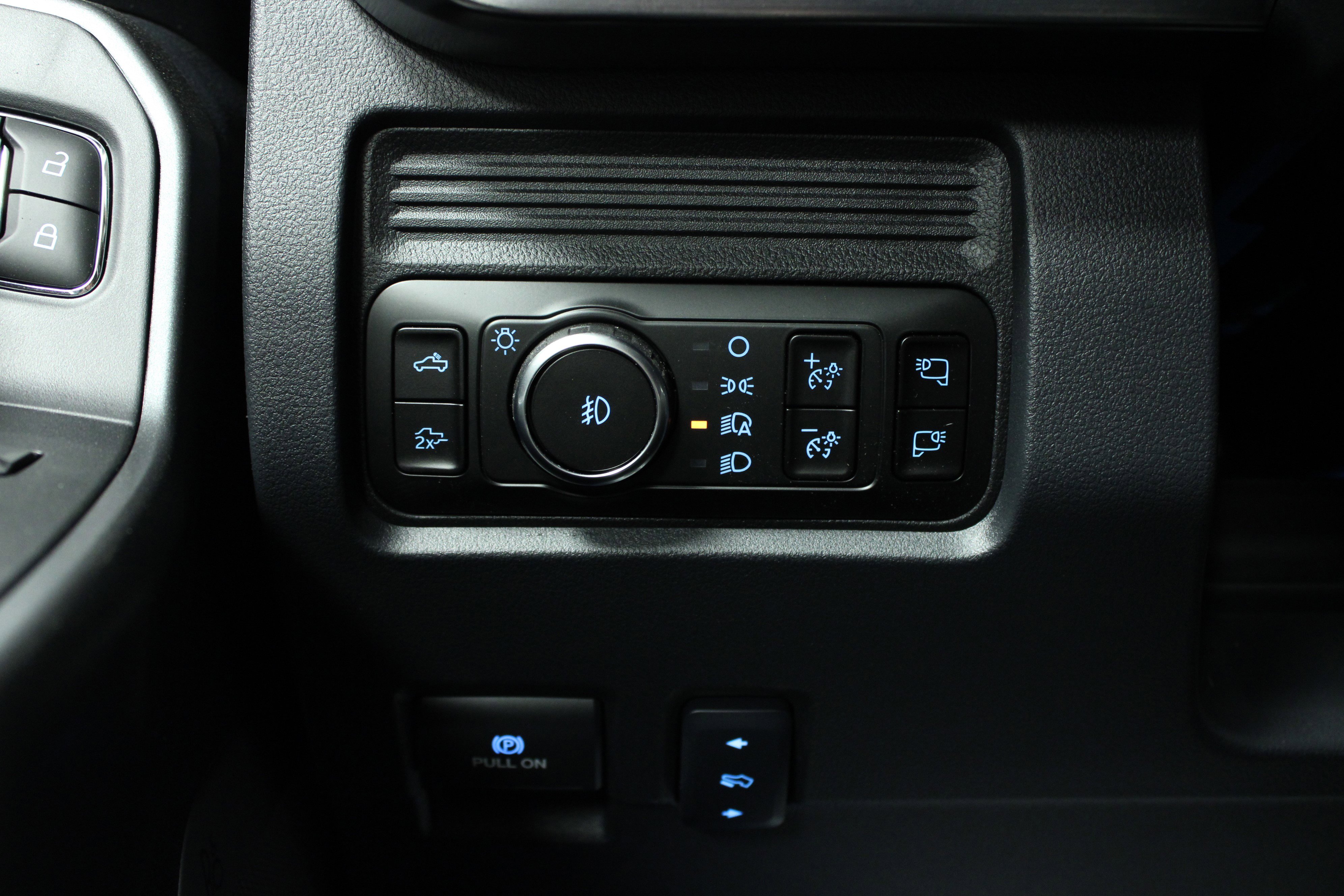 2025 Ford F-250 Lariat photo 17