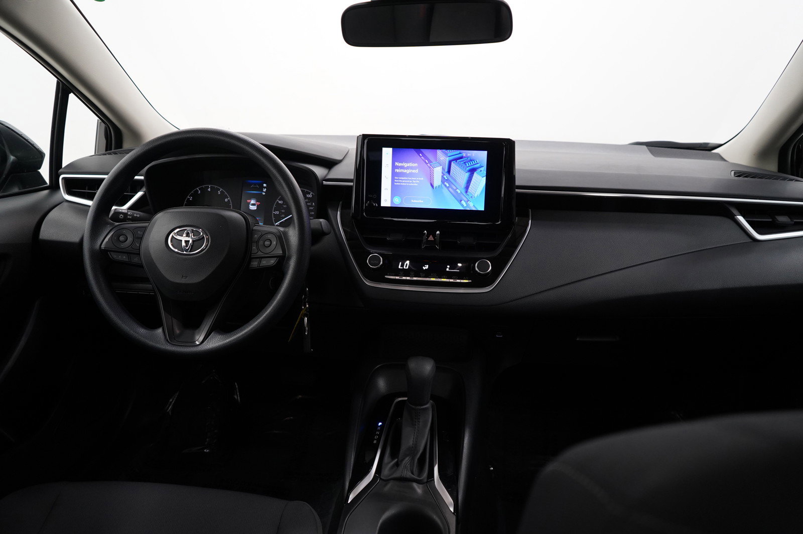 2024 Toyota Corolla LE photo 11