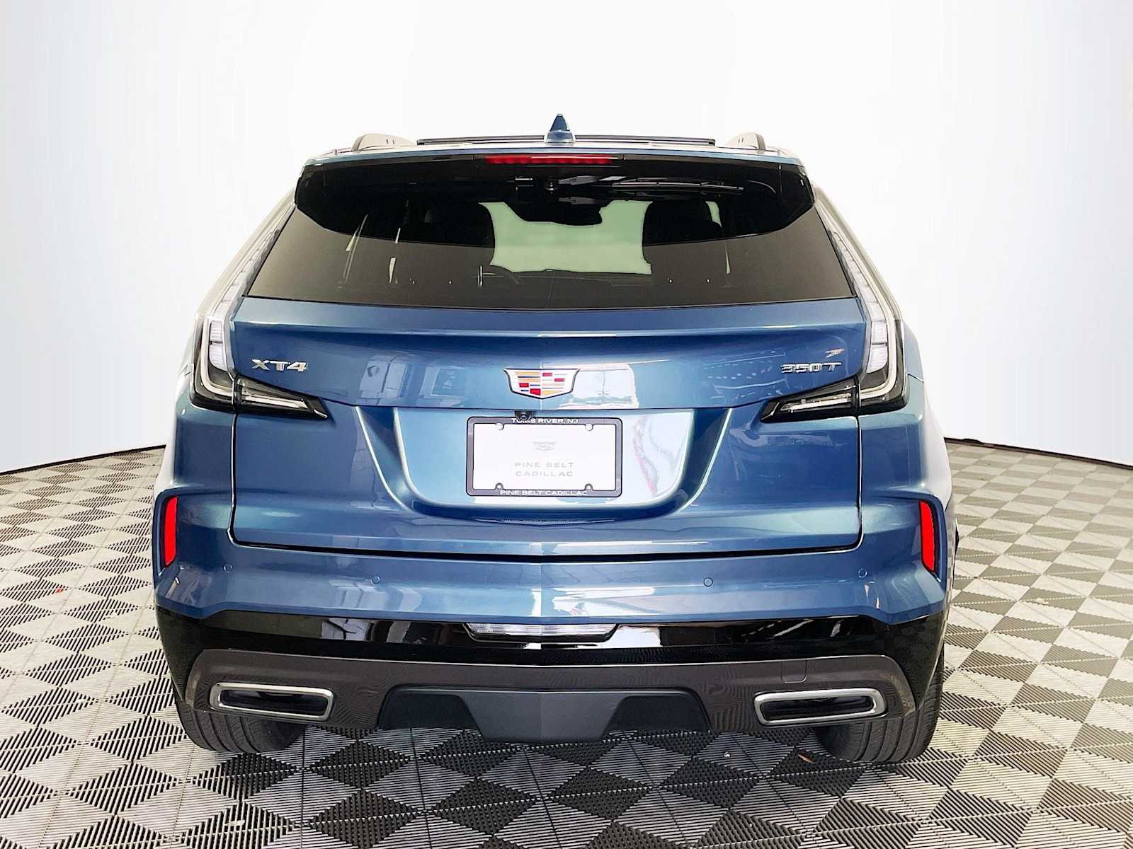 2025 Cadillac XT4 Sport photo 5