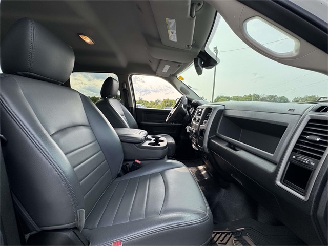 2017 Ram 3500 Tradesman photo 15