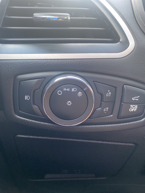 2022 Ford Edge SEL photo 20