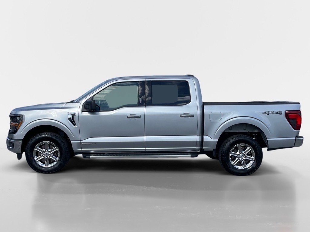 2024 Ford F-150 XLT photo 2