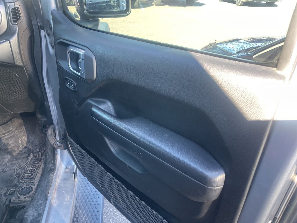 2021 Jeep Wrangler Unlimited Rubicon 4xe photo 22