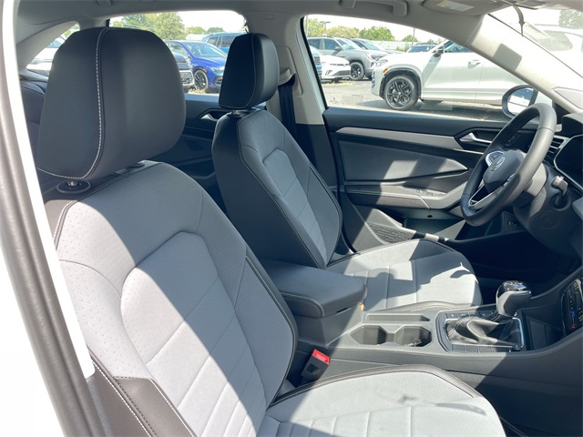 2025 Volkswagen Jetta 1.5T SE photo 41