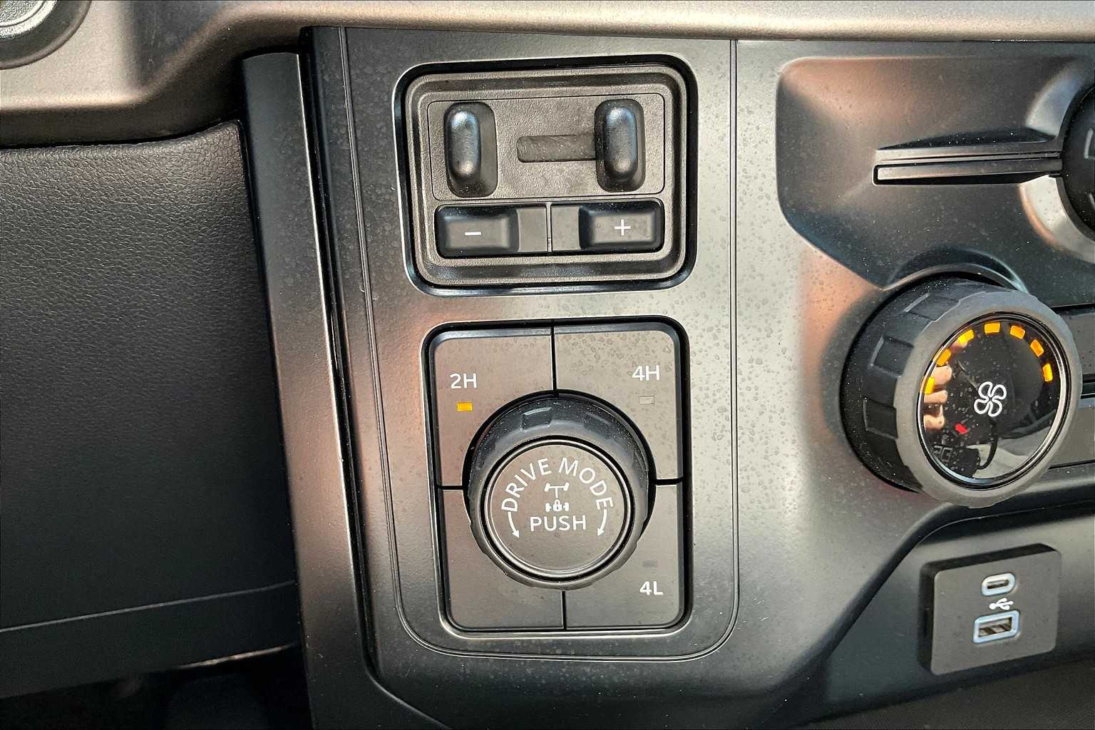 2024 Ford F-150 XL photo 33