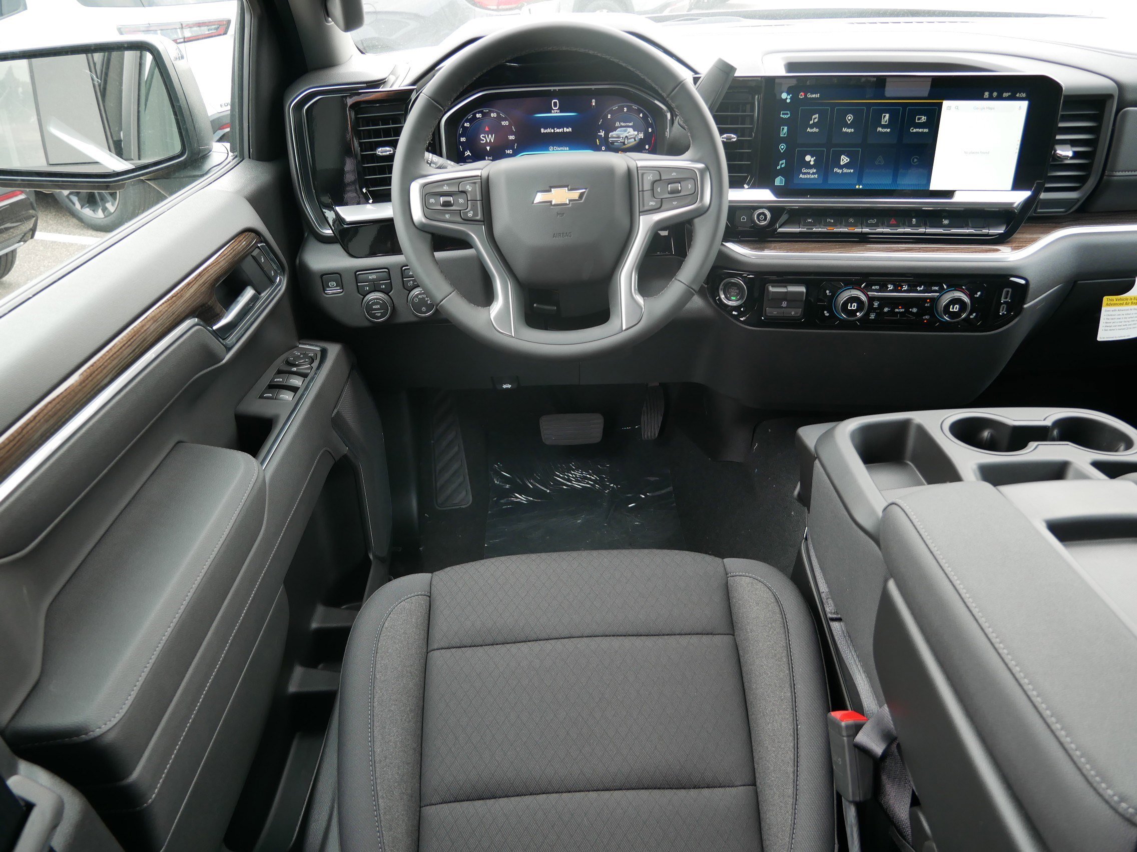 2025 Chevrolet Silverado 1500 LT photo 7