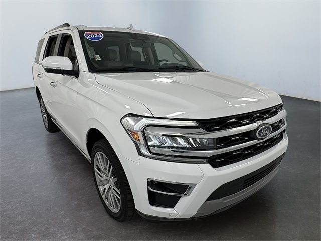 2024 Ford Expedition Limited's photo