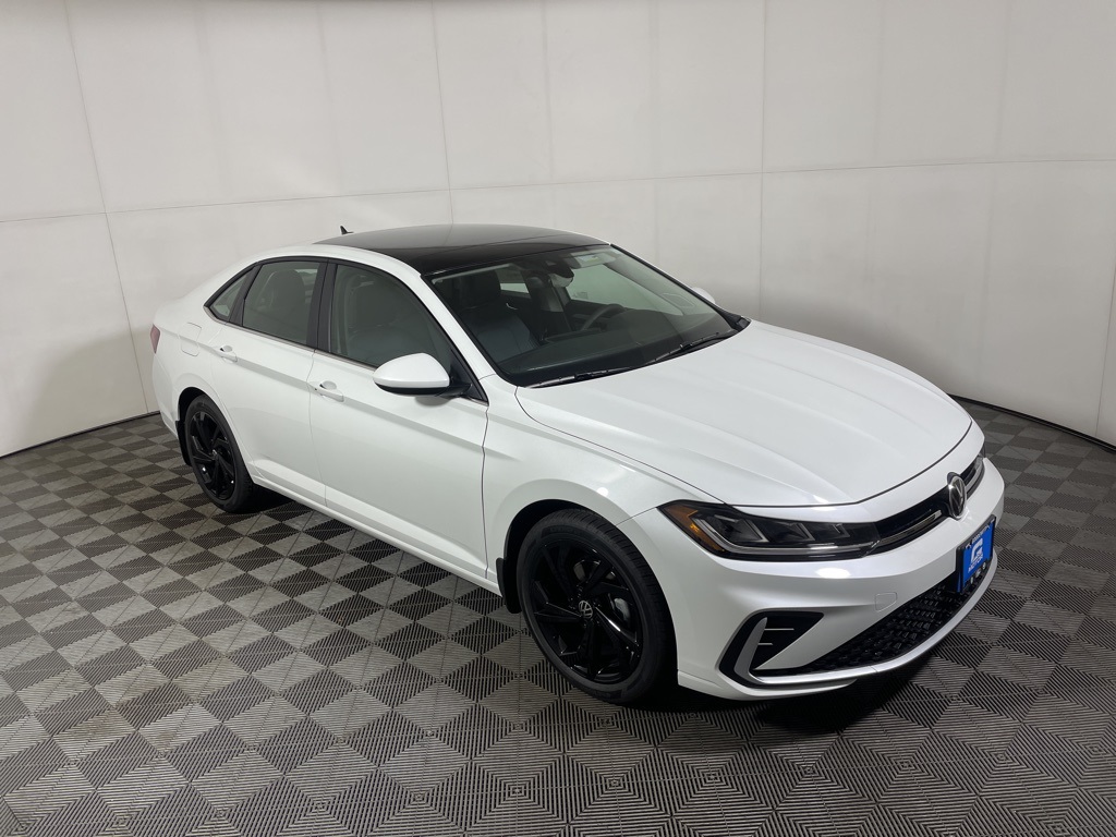 2026 Volkswagen Jetta SE's photo