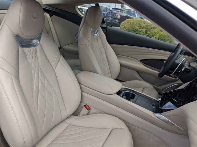 2024 Maserati Granturismo Modena photo 9