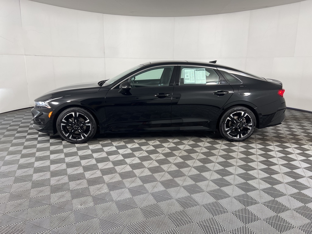 2023 Kia K5 GT-Line photo 16